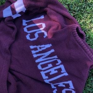 Brandy Melville Sweaters - los angeles sweater - brandy melville Brandy Melville Sweaters - los angeles sweater - brandy melville